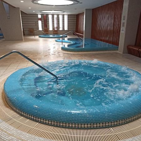 Luxury Apartment Dunapest With Spa And Pool Budapest Kültér fotó