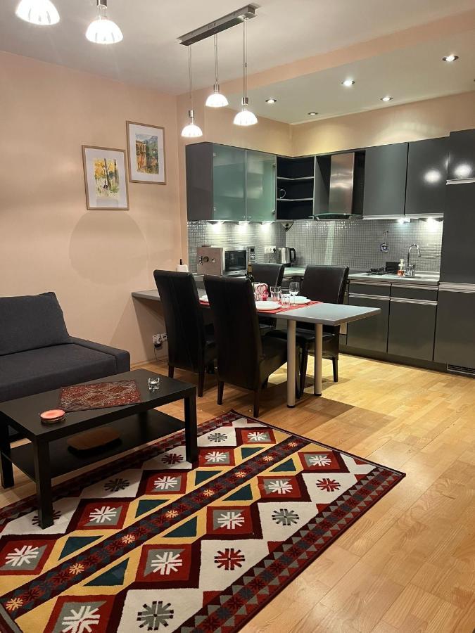 Luxury Apartment Dunapest With Spa And Pool Budapest Kültér fotó