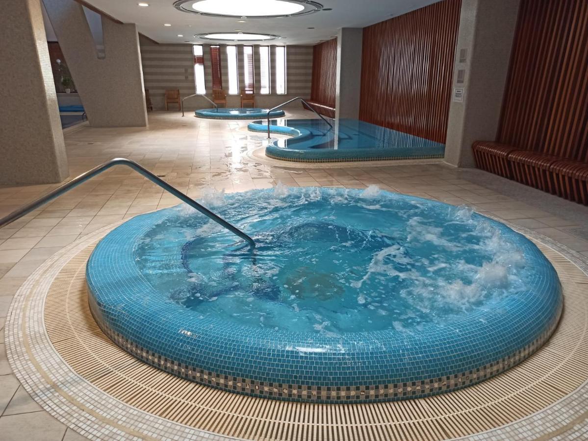 Luxury Apartment Dunapest With Spa And Pool Budapest Kültér fotó